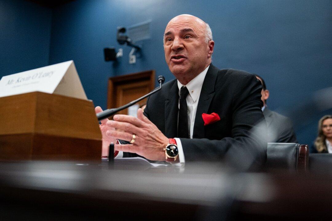 Shark Tank Billionaire Criticises Australia’s ‘Right to Disconnect’ for Workers After Hours