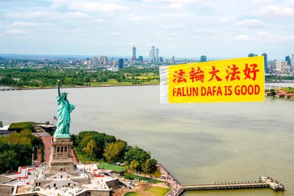 Officials From Around the World Commemorate World Falun Dafa Day